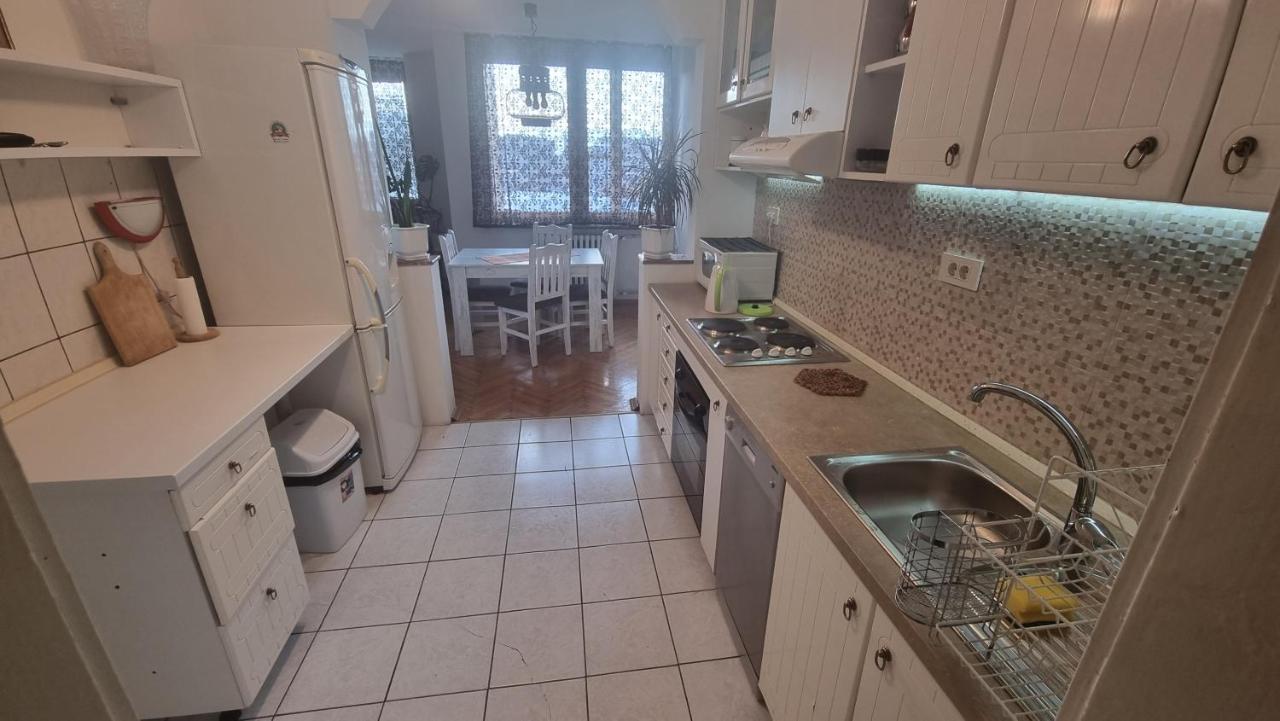 Risto Apartment Скоп'є Екстер'єр фото